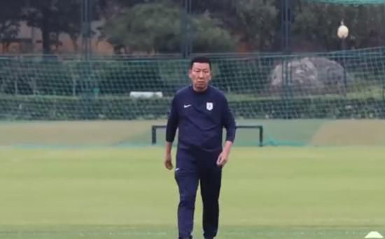 “我认为今天球队的表现还不够——我也是我负责的团队中的一员。